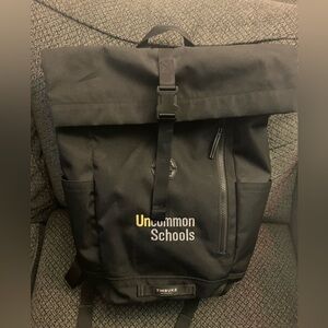 Timbuk2 tuck laptop backpack in black with lots of interior & exterior pockets